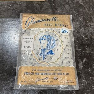 Glamourette Veil Bonnet with Polka Dots